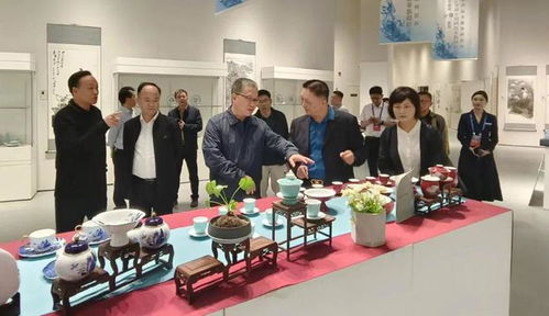 中央宣傳部領(lǐng)導(dǎo)蒞臨江西友邦文化調(diào)研，胡正魁陪同指導(dǎo)文化藝術(shù)交流與策劃工作